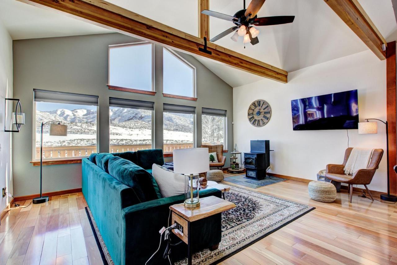 Twin Pines Cabin In Wilderness Ranch On Hwy 21, Amazing Views, 20 Ft Ceilings, Fully Fenced Yard, Pet Friendly, , Go Paddle Boarding At Lucky Peak, Or Snowshoeing In Idaho City And Take In The Hot Springs, Sleeps 10! Boise Zewnętrze zdjęcie