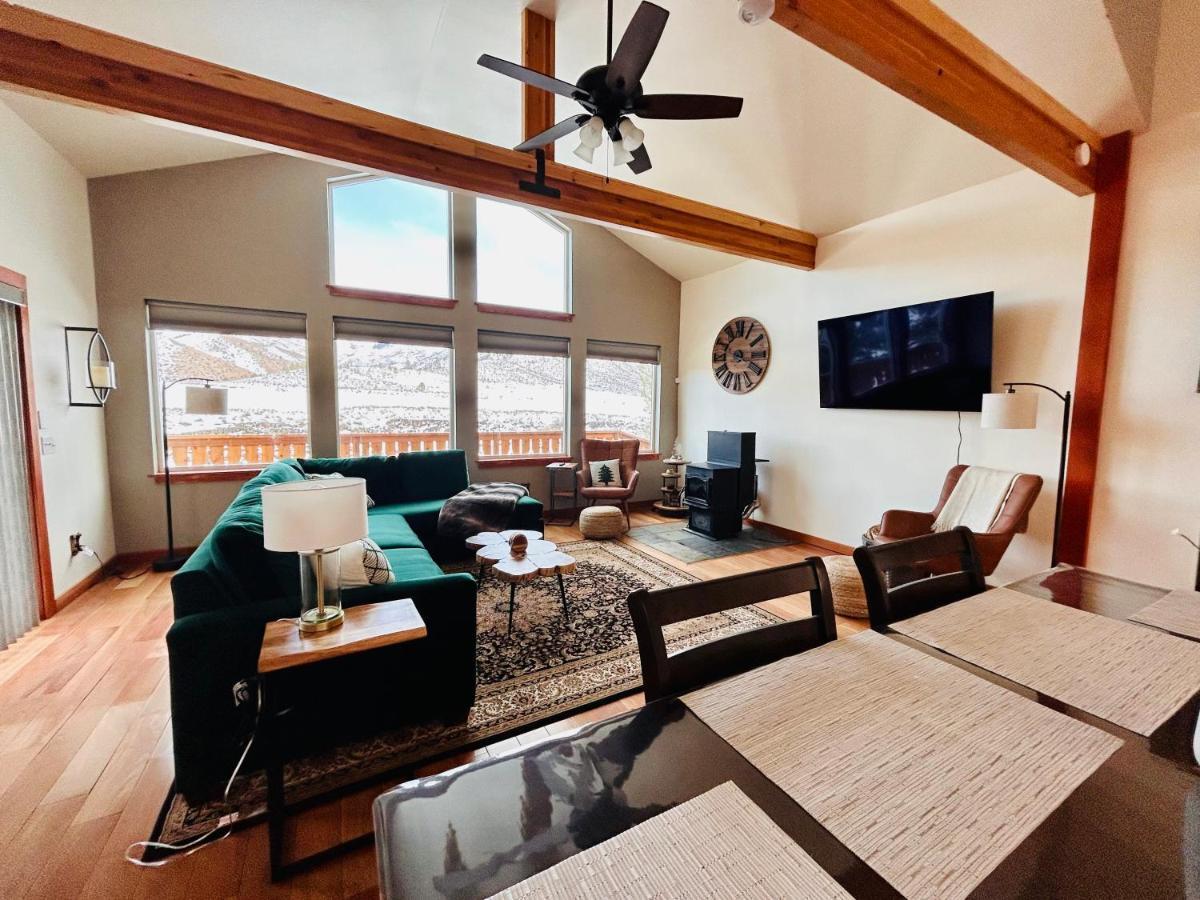 Twin Pines Cabin In Wilderness Ranch On Hwy 21, Amazing Views, 20 Ft Ceilings, Fully Fenced Yard, Pet Friendly, , Go Paddle Boarding At Lucky Peak, Or Snowshoeing In Idaho City And Take In The Hot Springs, Sleeps 10! Boise Zewnętrze zdjęcie