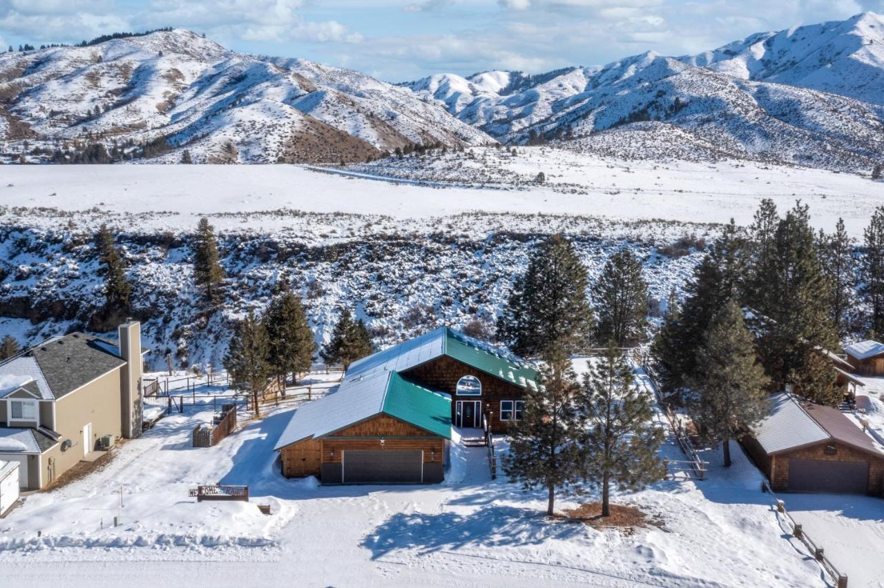 Twin Pines Cabin In Wilderness Ranch On Hwy 21, Amazing Views, 20 Ft Ceilings, Fully Fenced Yard, Pet Friendly, , Go Paddle Boarding At Lucky Peak, Or Snowshoeing In Idaho City And Take In The Hot Springs, Sleeps 10! Boise Zewnętrze zdjęcie